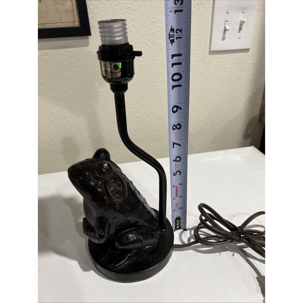 Frog Lamp Cast Metal Bullfrog Toad Table Lamp Accent Lamp